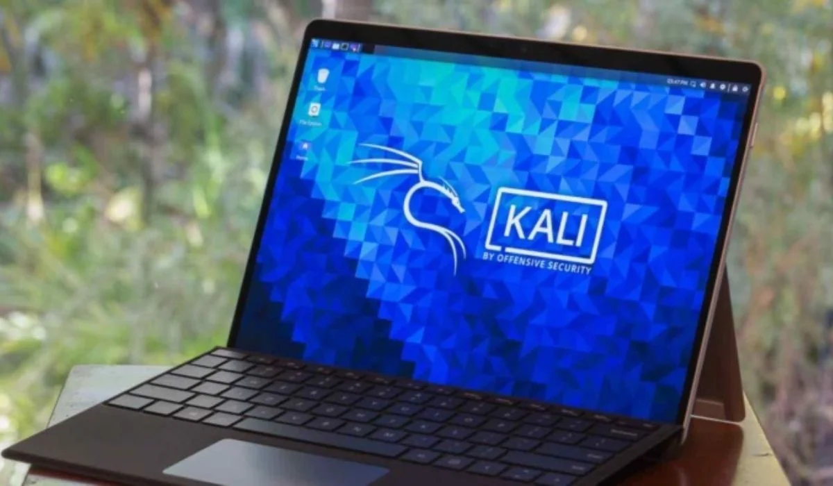 Top 10 Best Laptops for Kali Linux LinuxForDevices